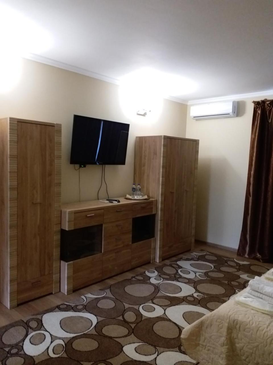Apelsin Hotel Bilhorod-Dnistrovsʼkyy Екстериор снимка