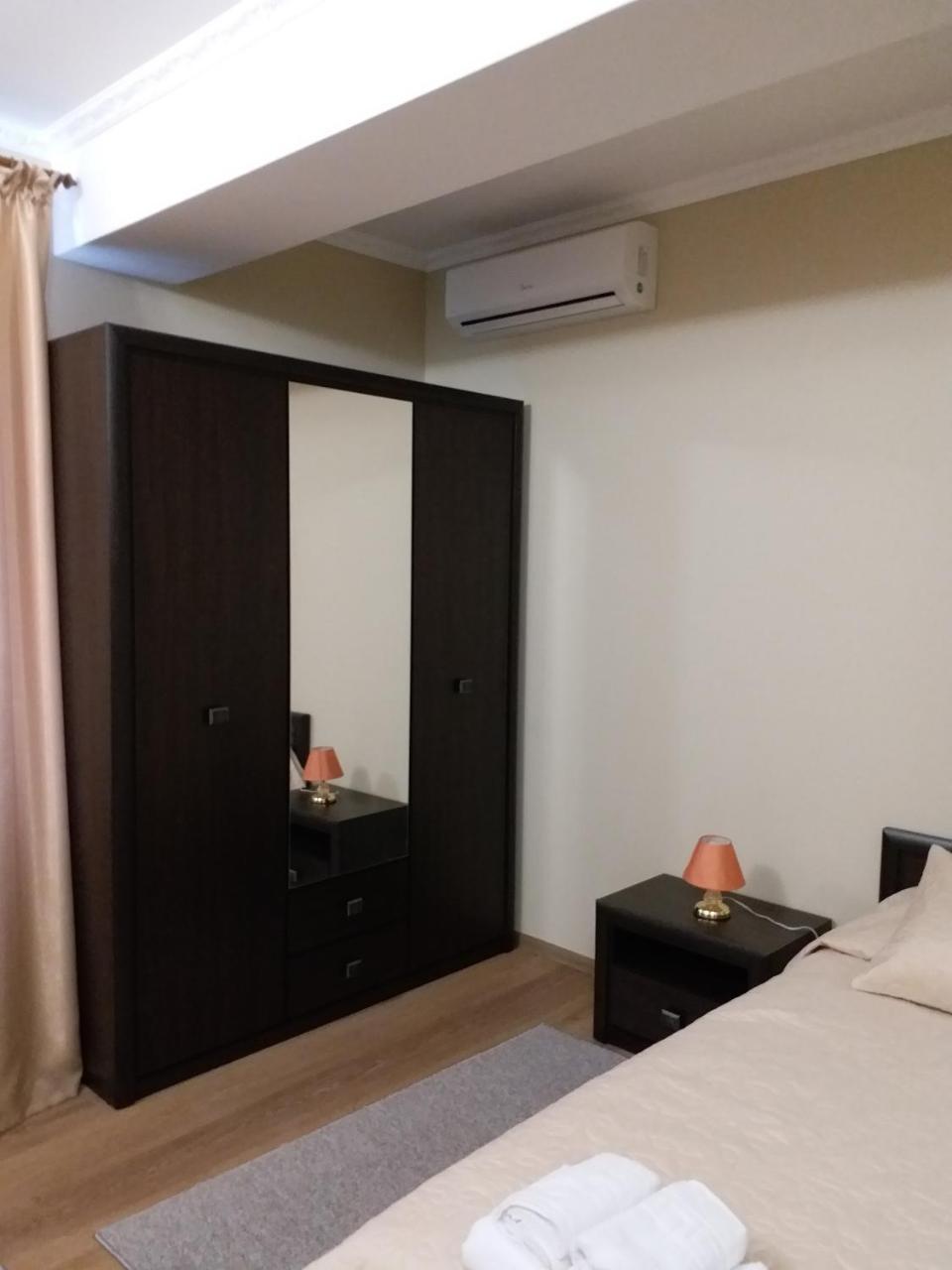 Apelsin Hotel Bilhorod-Dnistrovsʼkyy Екстериор снимка