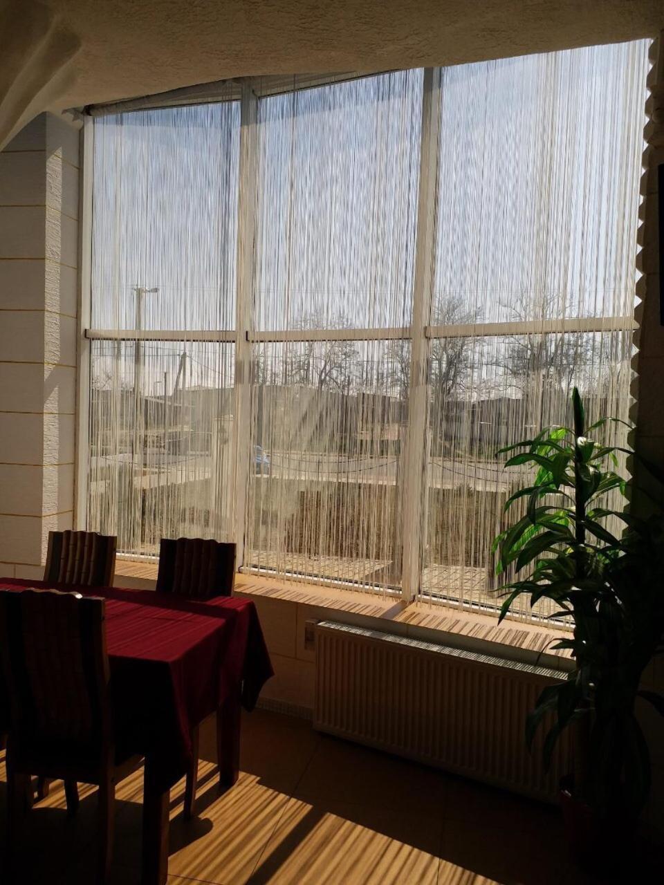 Apelsin Hotel Bilhorod-Dnistrovsʼkyy Екстериор снимка