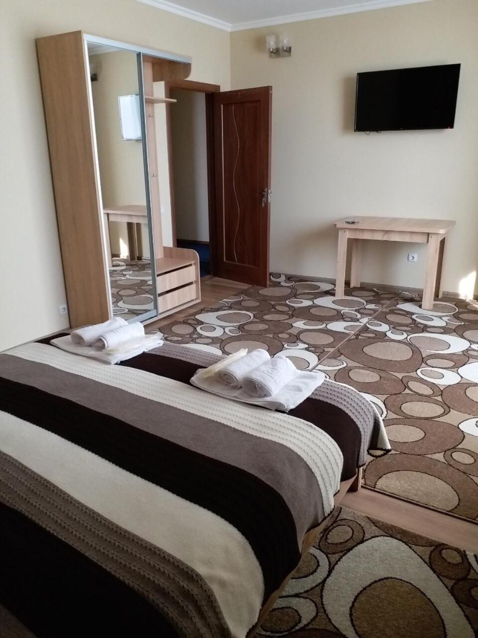 Apelsin Hotel Bilhorod-Dnistrovsʼkyy Екстериор снимка