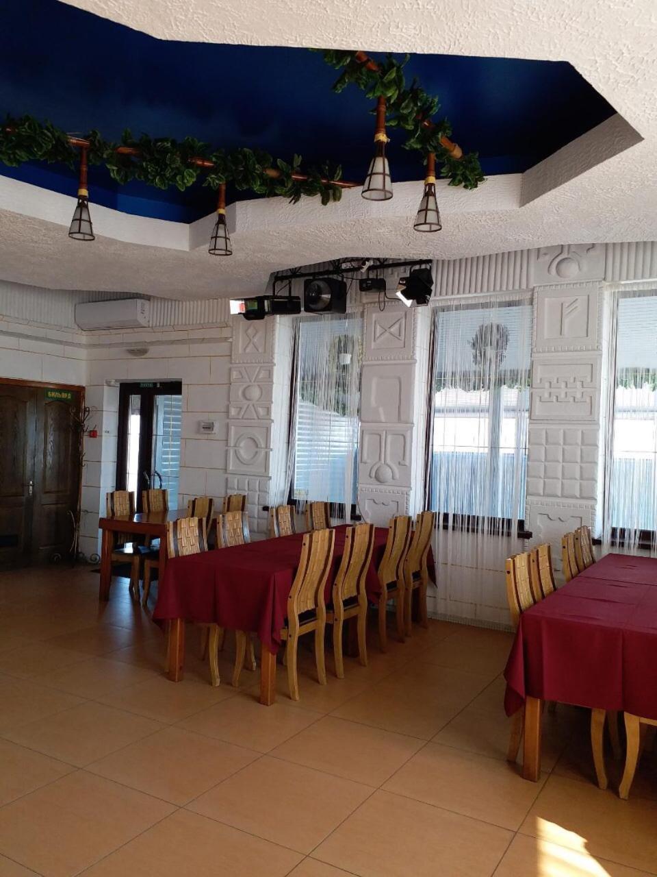 Apelsin Hotel Bilhorod-Dnistrovsʼkyy Екстериор снимка