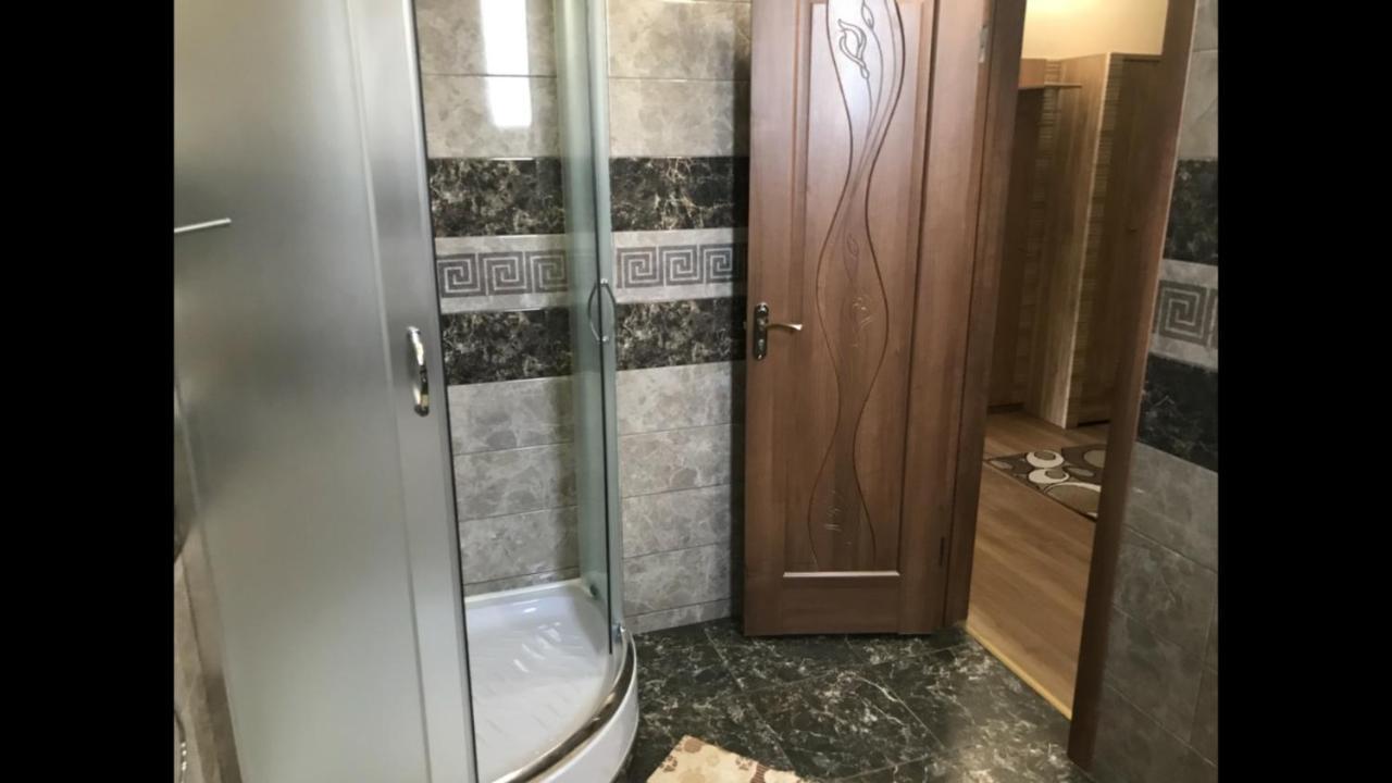 Apelsin Hotel Bilhorod-Dnistrovsʼkyy Екстериор снимка